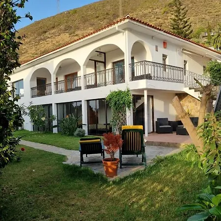 La Casa De Lucy & Karin *