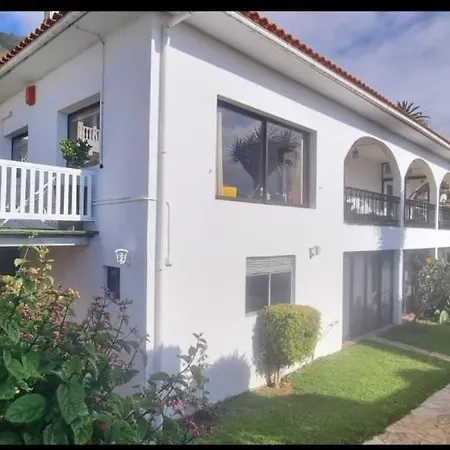 La Casa De Lucy & Karin Tatil Evi